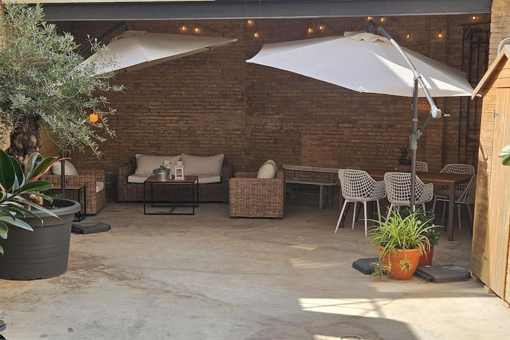 Apartament Tradicional Casa Con Patio Ruzafa Walencja Zewnętrze zdjęcie